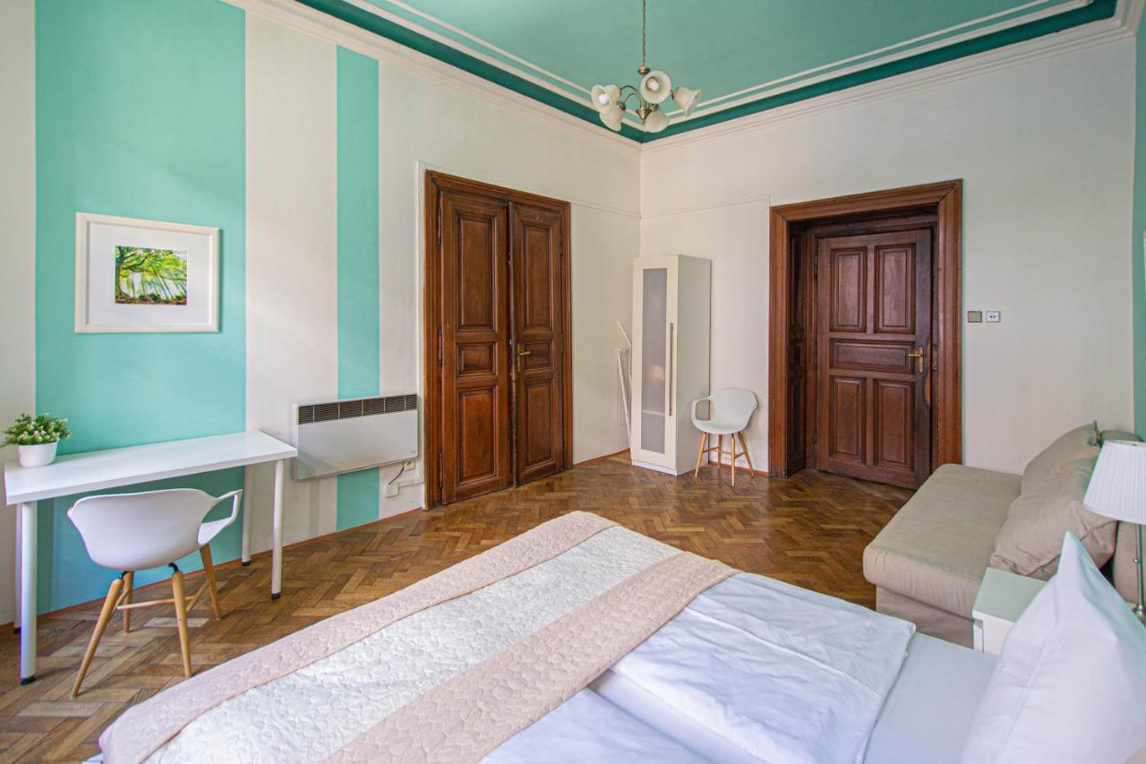 For Celebrations Spacious 3bdr With Balcony Appartement