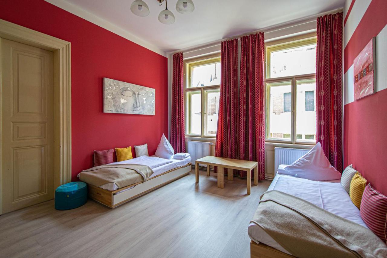 For Celebrations Spacious 3bdr With Balcony * Praag