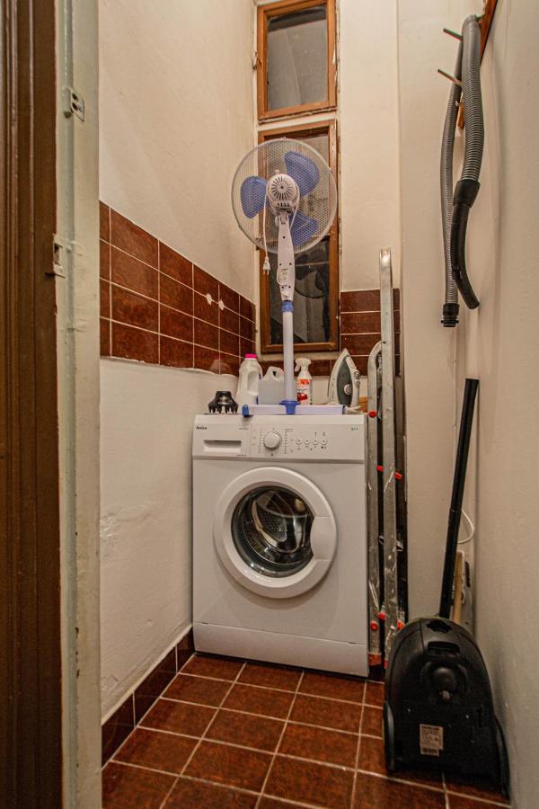 Appartement For Celebrations Spacious 3bdr With Balcony Praag