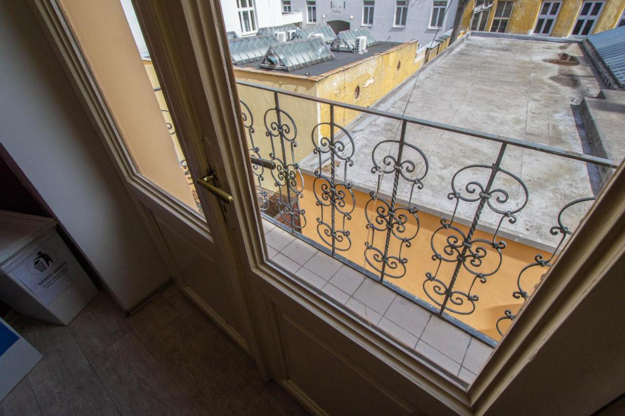 Appartement For Celebrations Spacious 3bdr With Balcony
